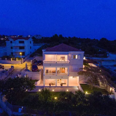 Apartamento By The Sea Razanj, Rogoznica - 7484