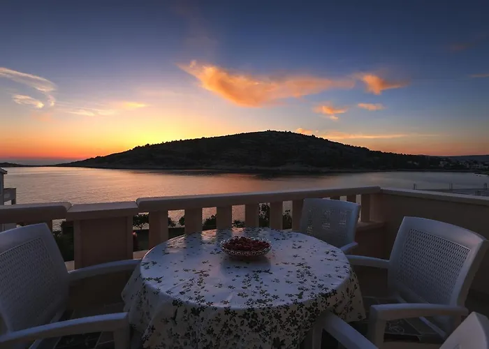 By The Sea Razanj, Rogoznica - 7484 *